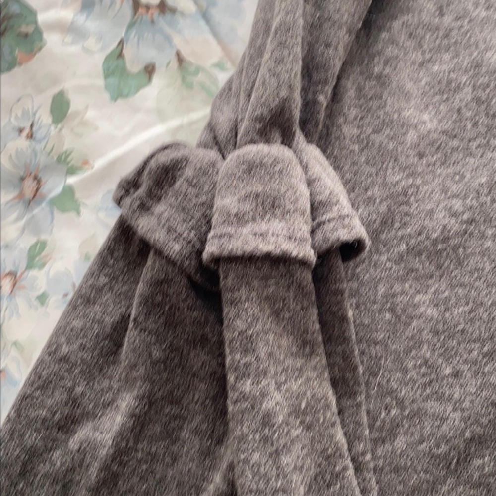 Sweater - Picture 5 of 5